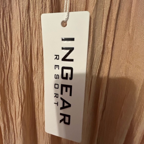 Beautiful Ingear Resort long dress with side pockets.  Ombré colour. One size - Picture 4 of 7